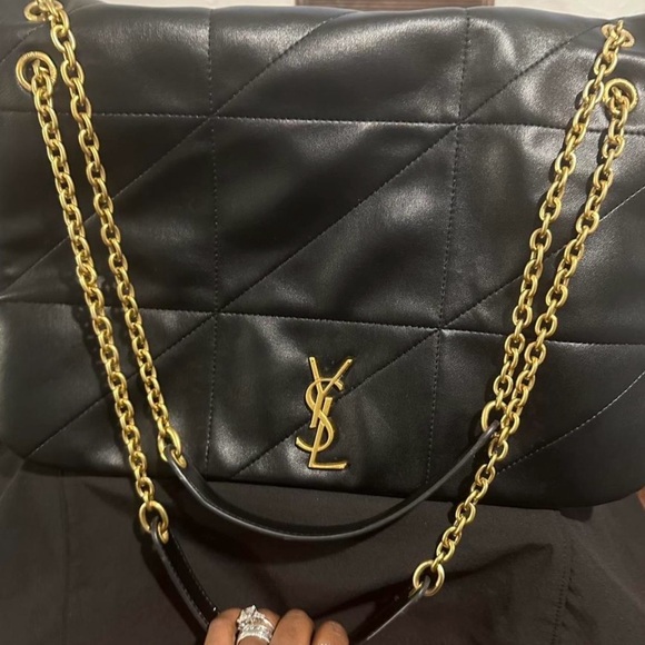 Yves Saint Laurent Black Quilted Leather Shoulder Bag with Gold YSL Hardware - Picture 4 of 8